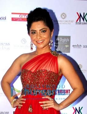 sonalee kulkarni nude|Sonali Kulkarni .